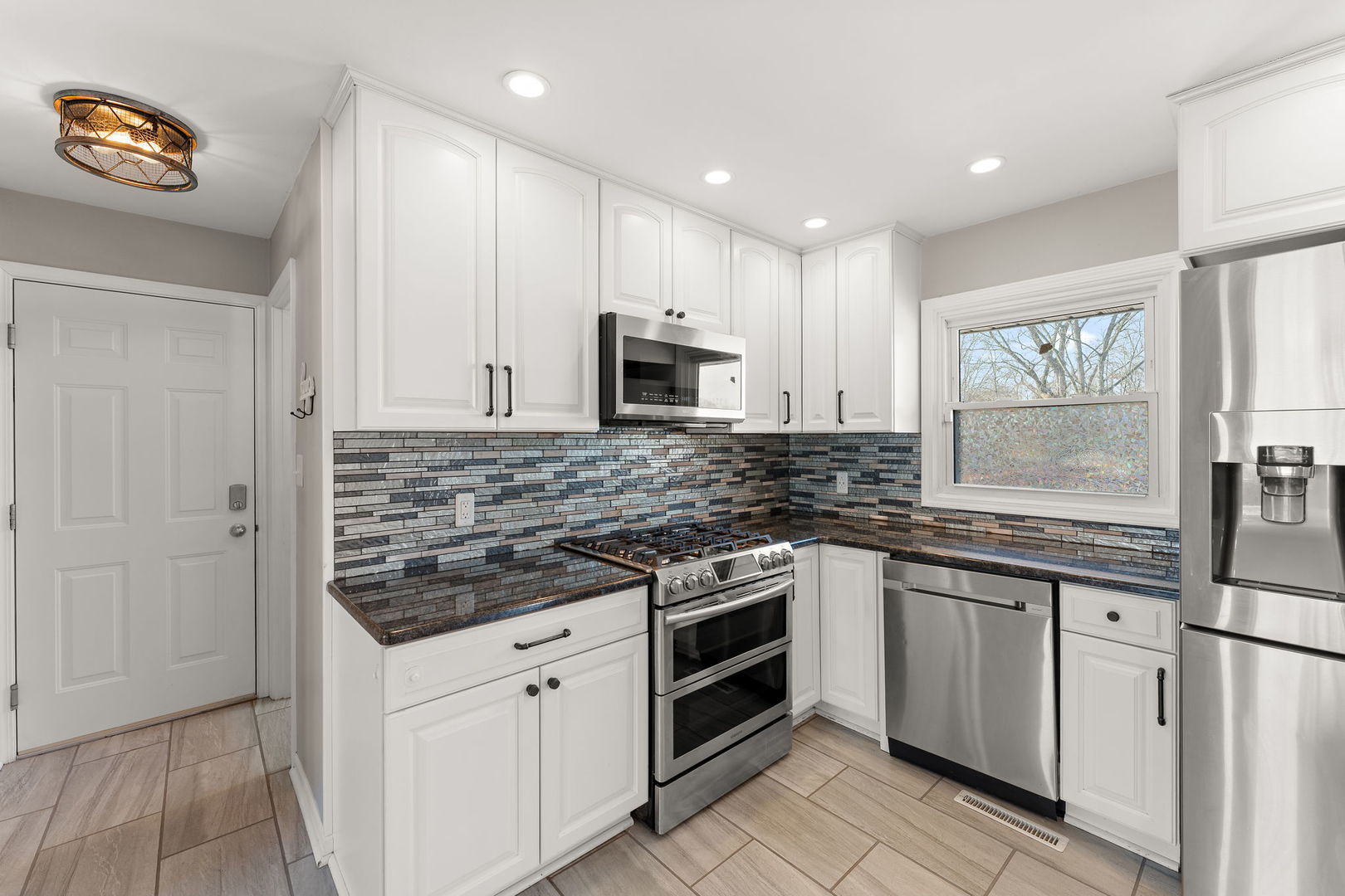 1138 N Broad Street, Griffith, IN 46319