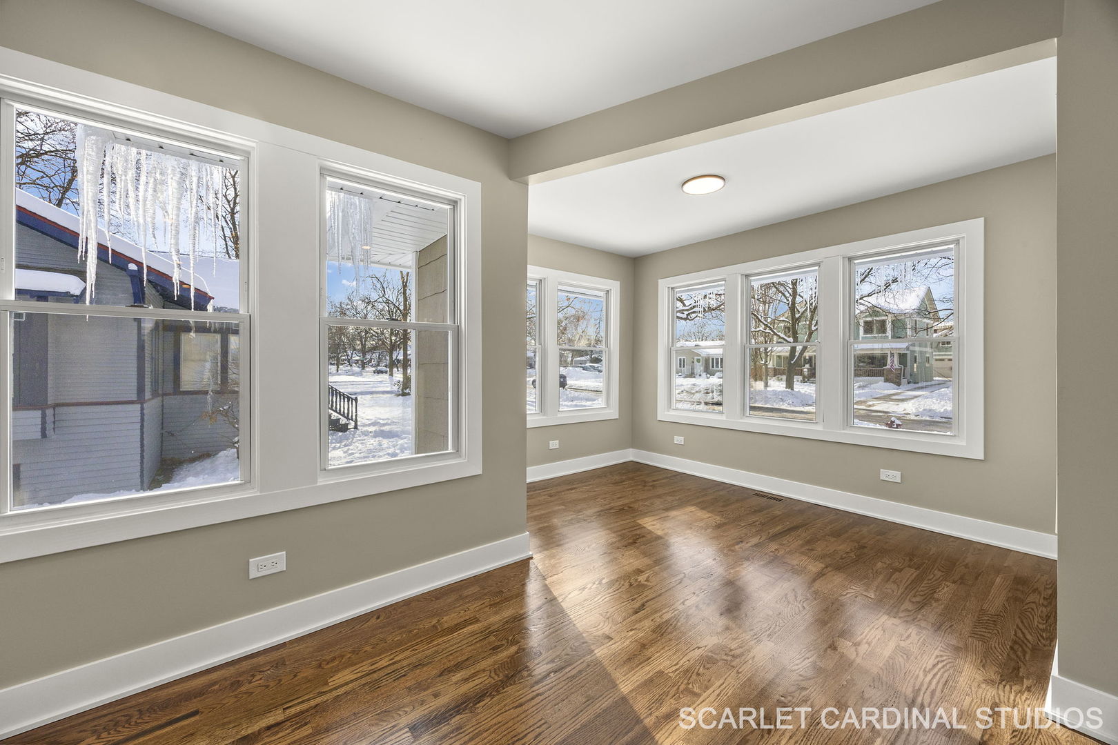 213 S Yale Avenue, Villa Park, IL 60181