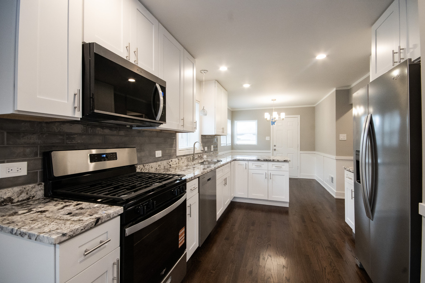 8318 S Blackstone Avenue, Chicago, IL 60619