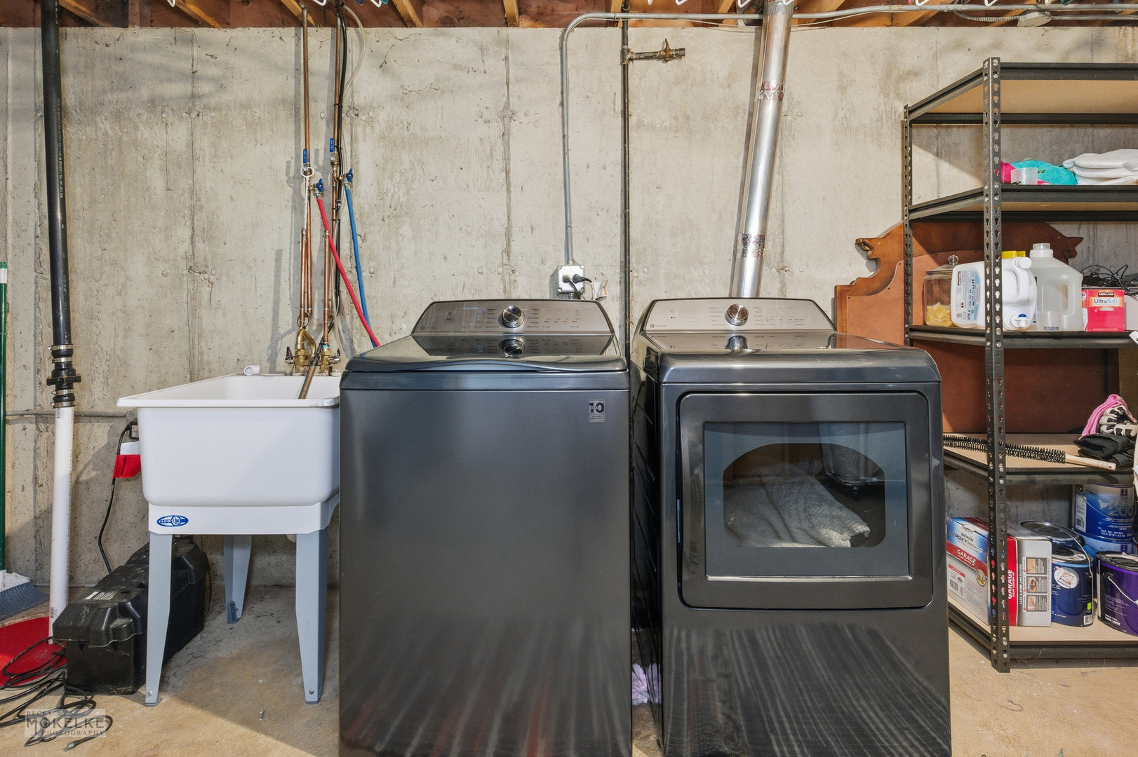 1000 S Raven Road, Shorewood, IL 60404