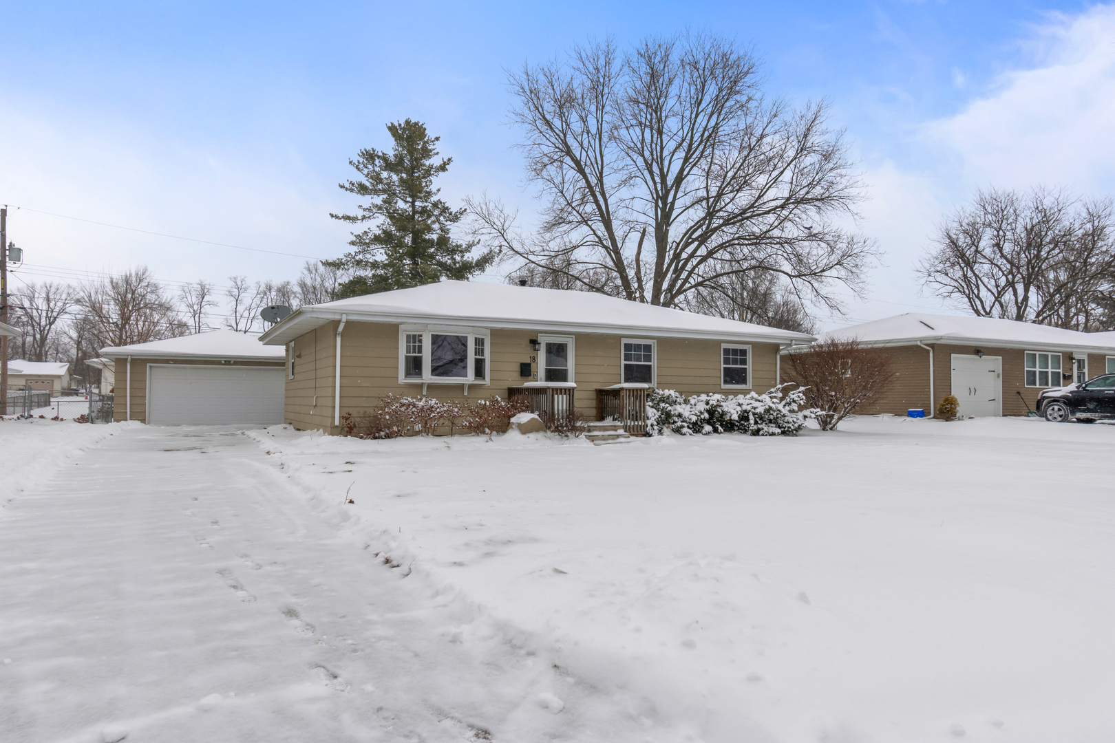 18 Ardith Drive, Normal, IL 61761