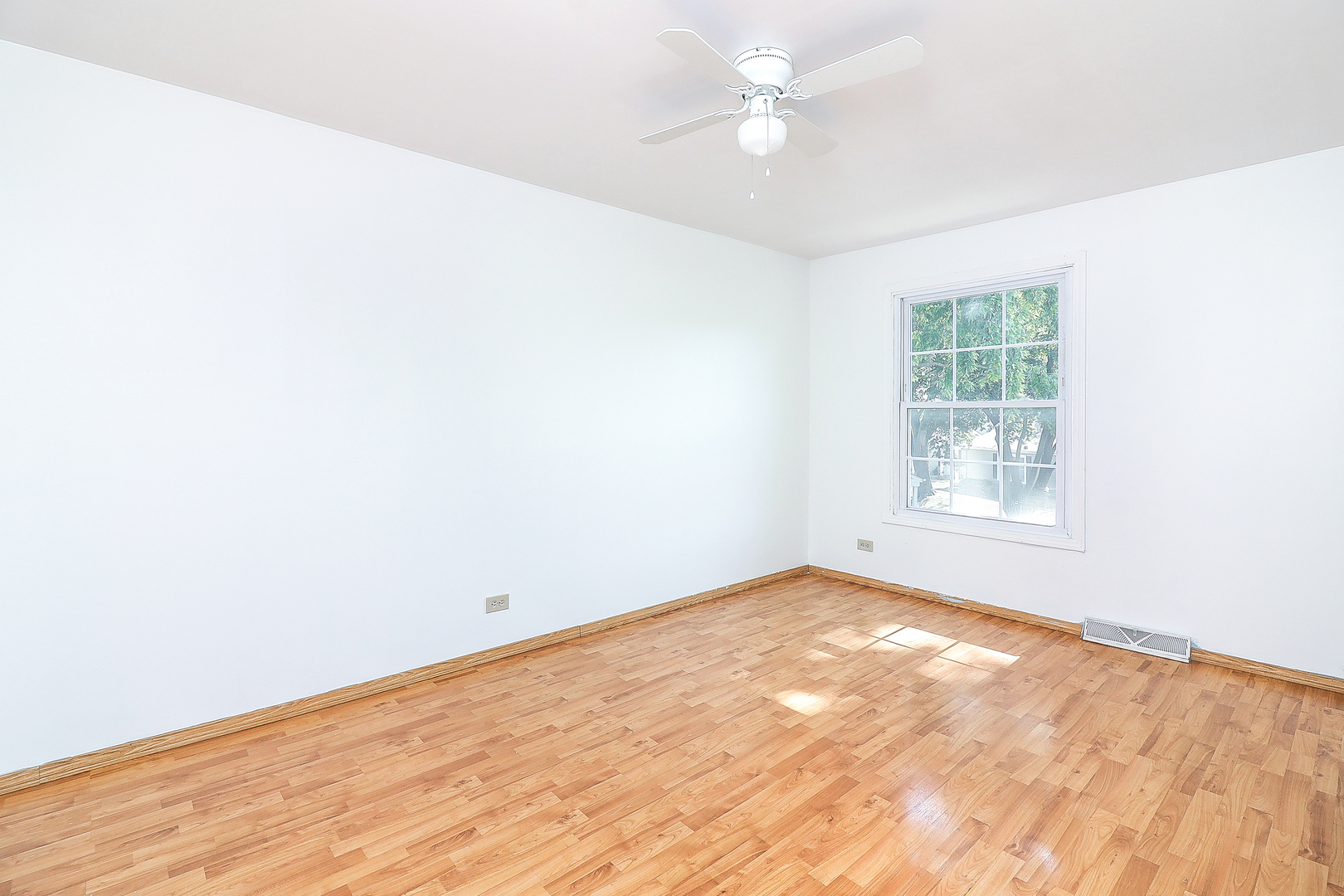 419 Sidney Avenue #C, Glendale Heights, IL 60139