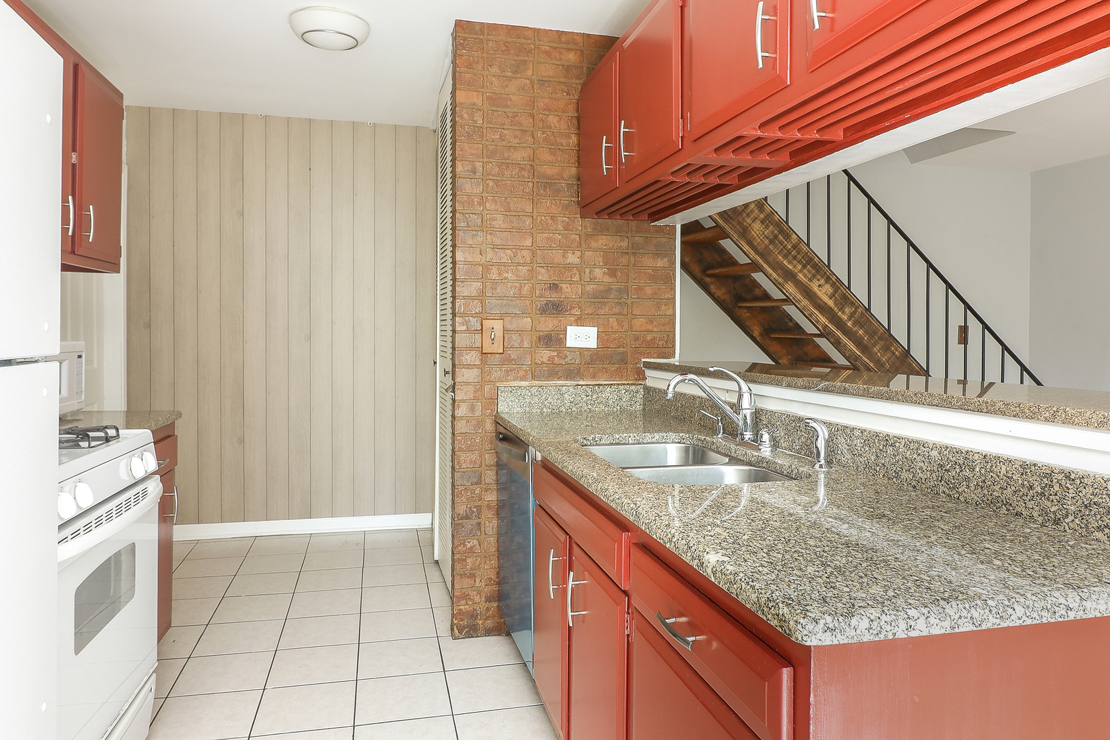 419 Sidney Avenue #C, Glendale Heights, IL 60139