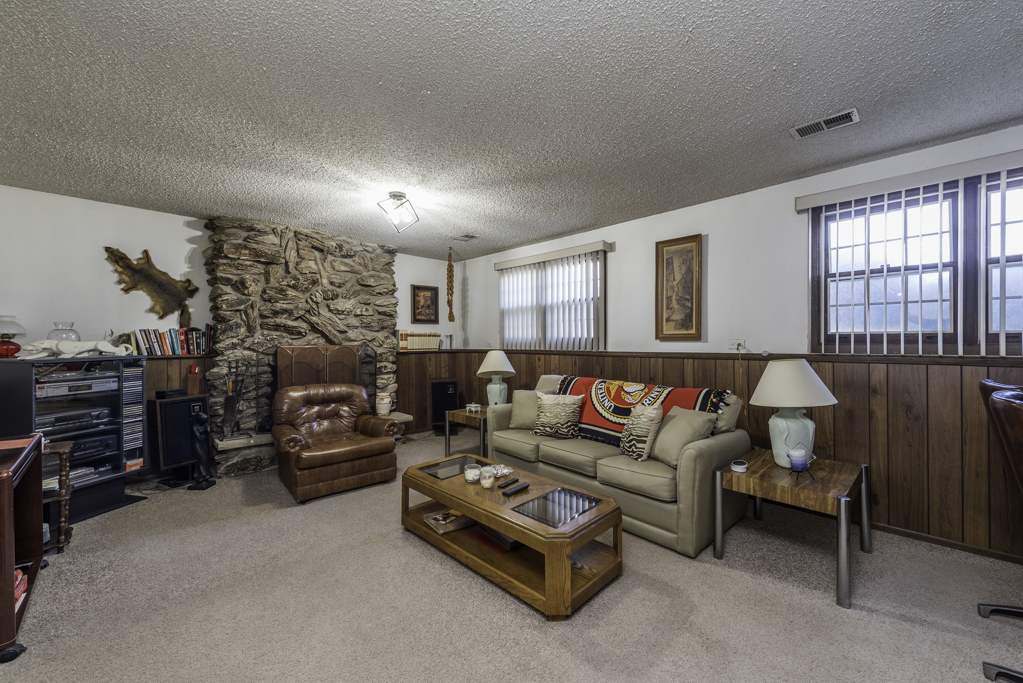 3000 19th Place, North Chicago, IL 60064