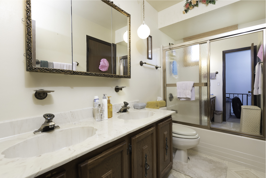 3000 19th Place, North Chicago, IL 60064