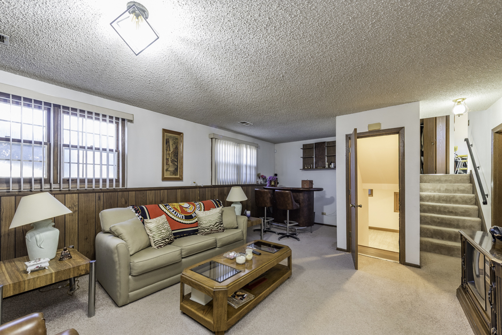 3000 19th Place, North Chicago, IL 60064