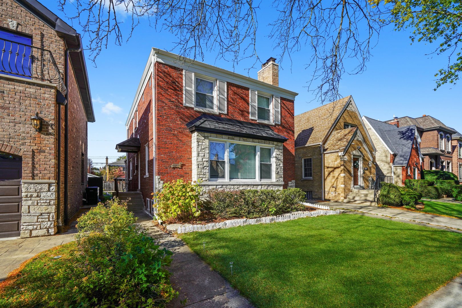 6222 N Lenox Avenue, Chicago, IL 60646