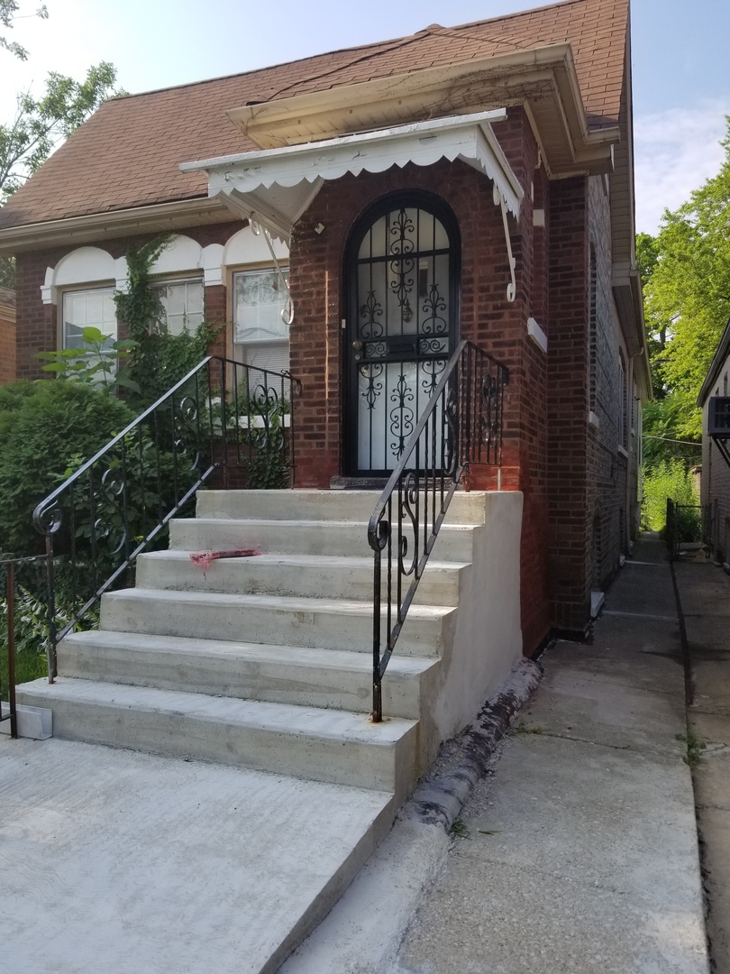 1243 W 96th Street, Chicago, IL 60643