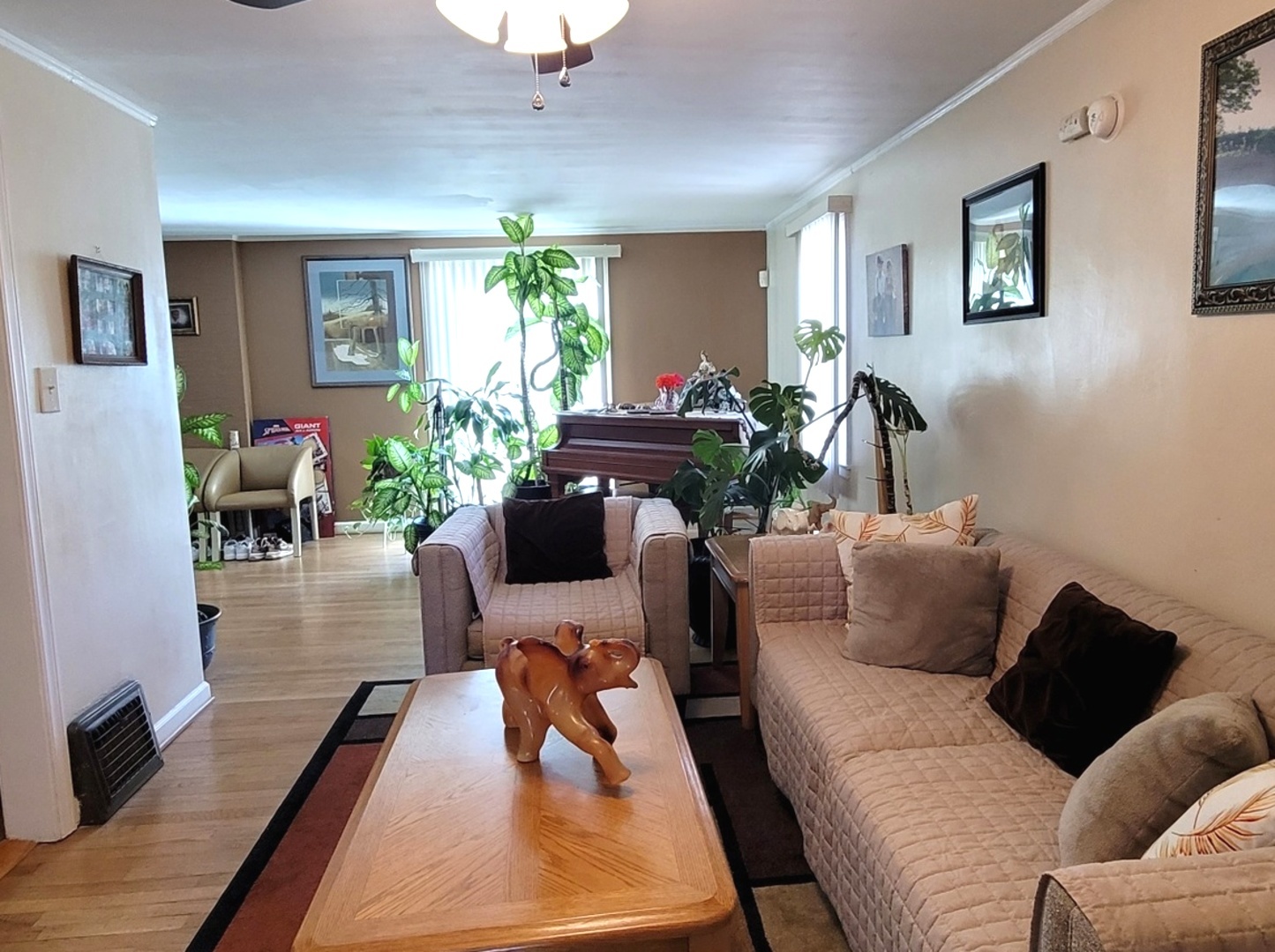 7432 W Gregory Street, Chicago, IL 60656