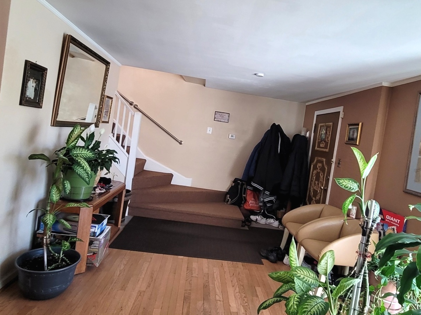 7432 W Gregory Street, Chicago, IL 60656