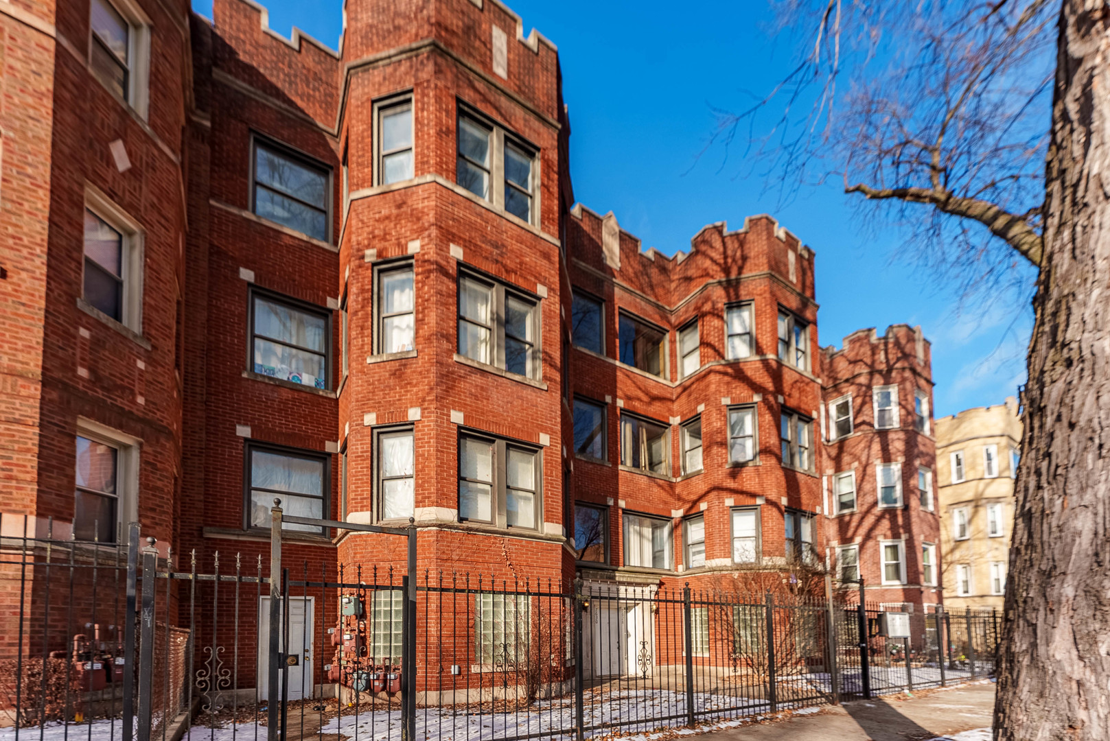 7628 S Essex Avenue #1N, Chicago, IL 60649
