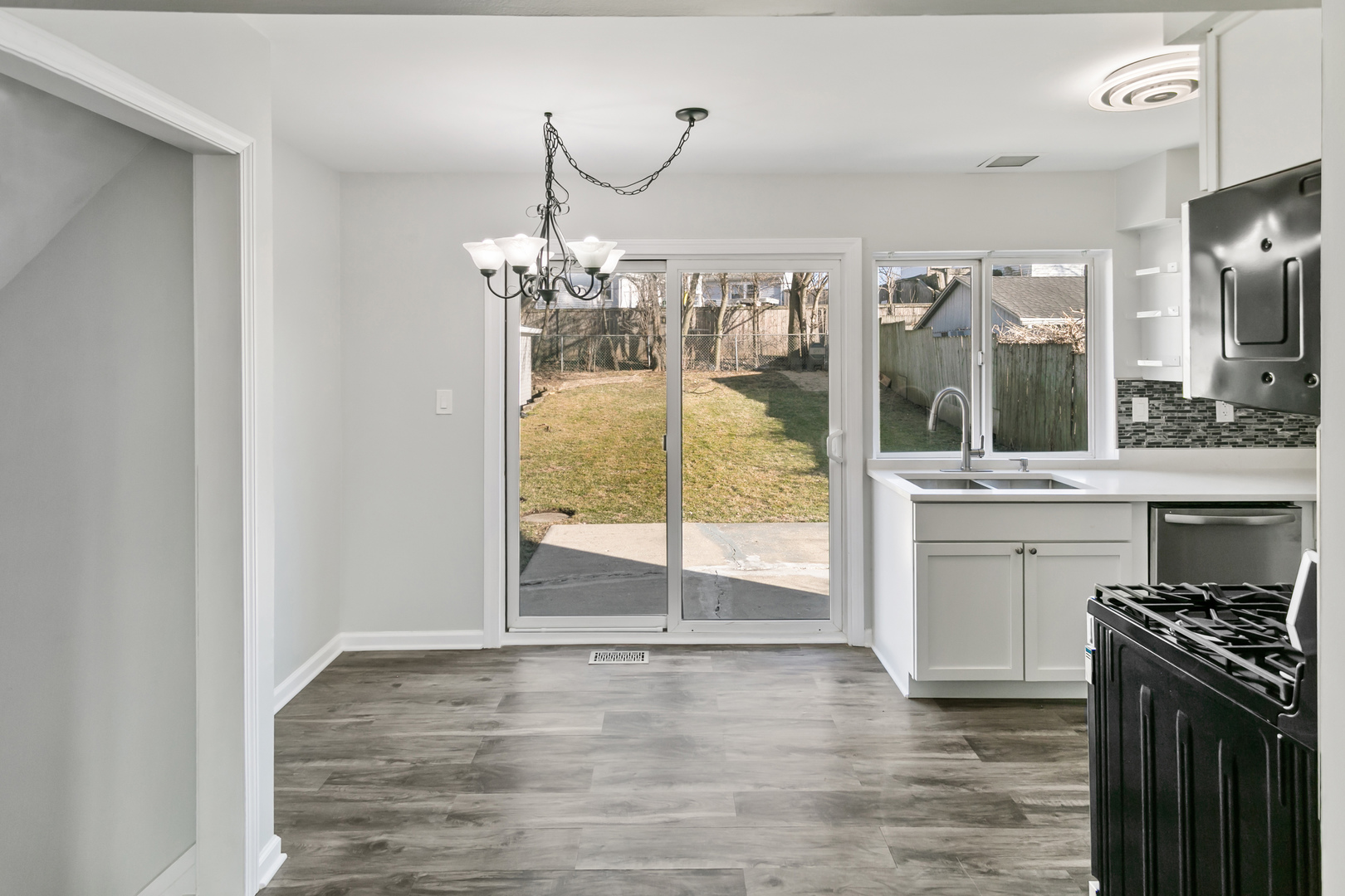 118 Springleaf Drive, Bolingbrook, IL 60440