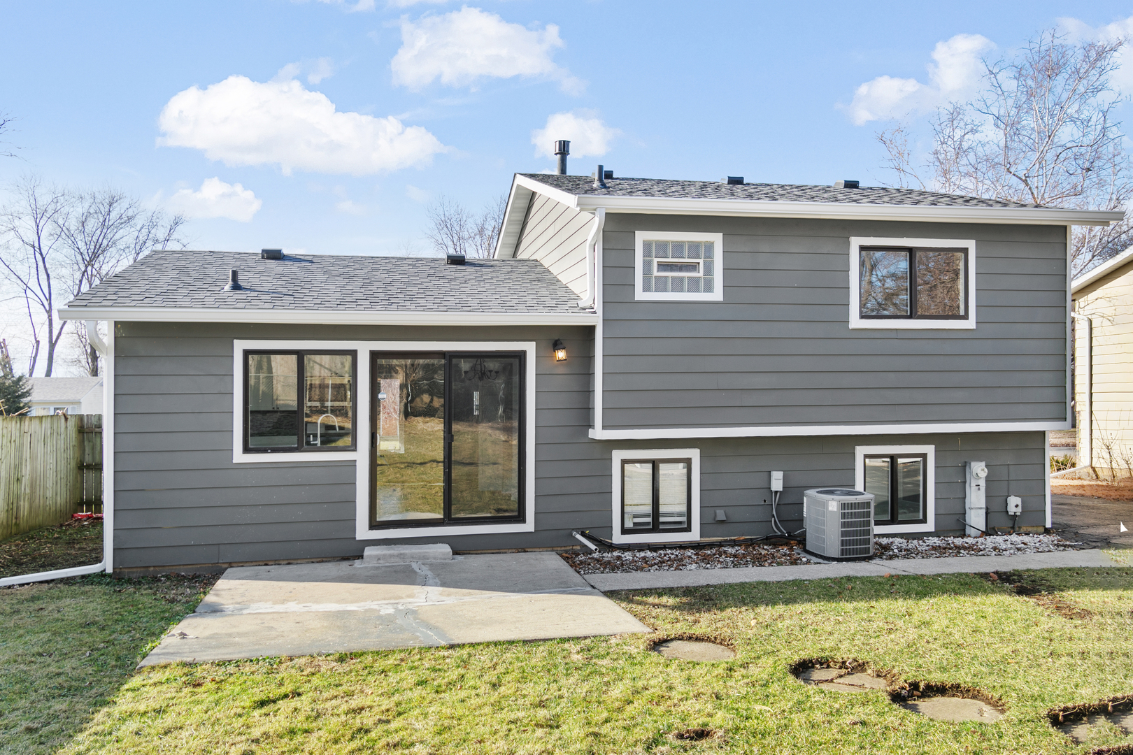 118 Springleaf Drive, Bolingbrook, IL 60440