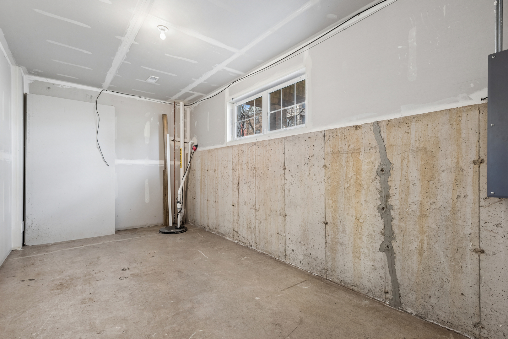 3056 Mosedale Street, Elgin, IL 60124