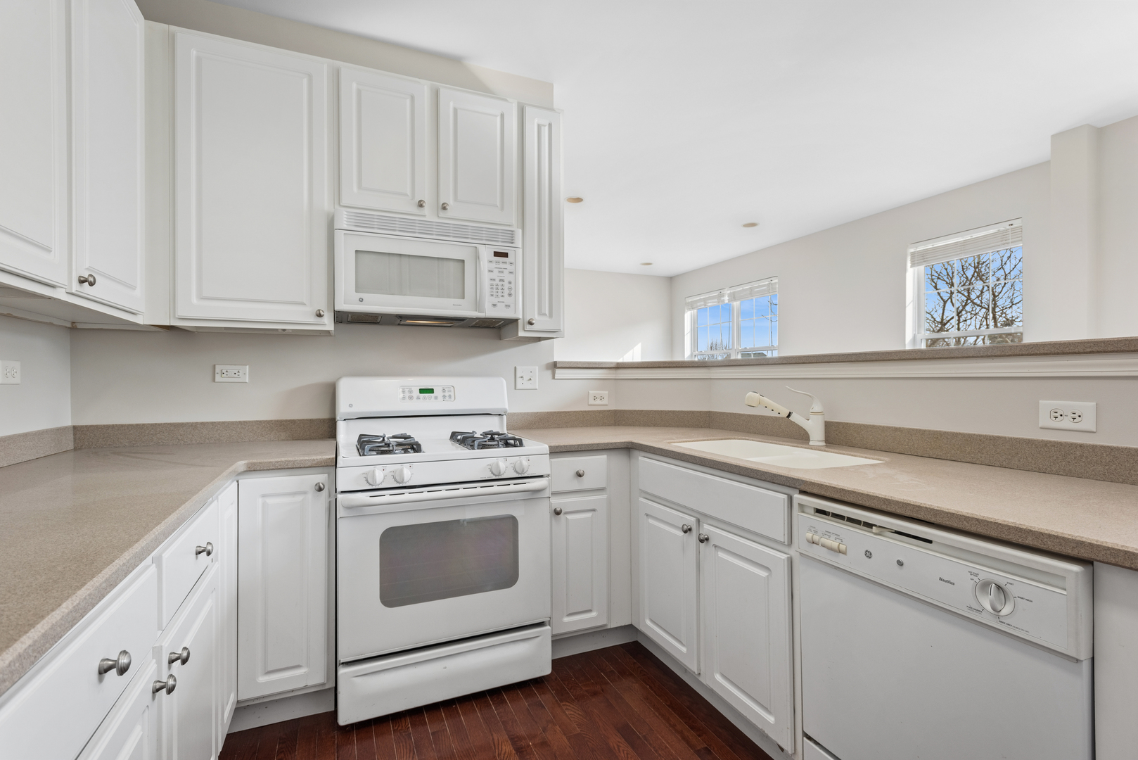 3056 Mosedale Street, Elgin, IL 60124