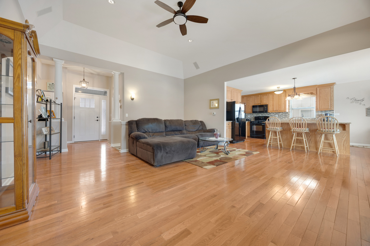 1310 Burry Drive, Joliet, IL 60435