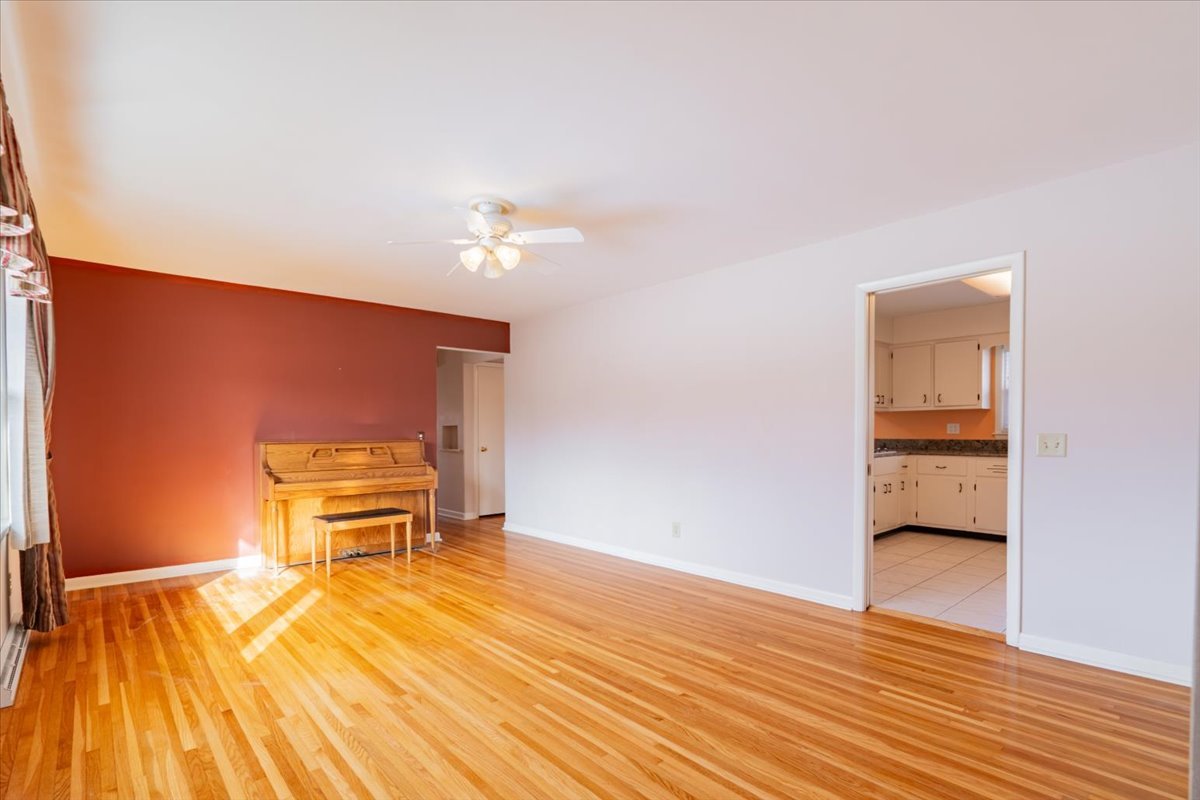 226 Fairway Drive, Bloomington, IL 61701