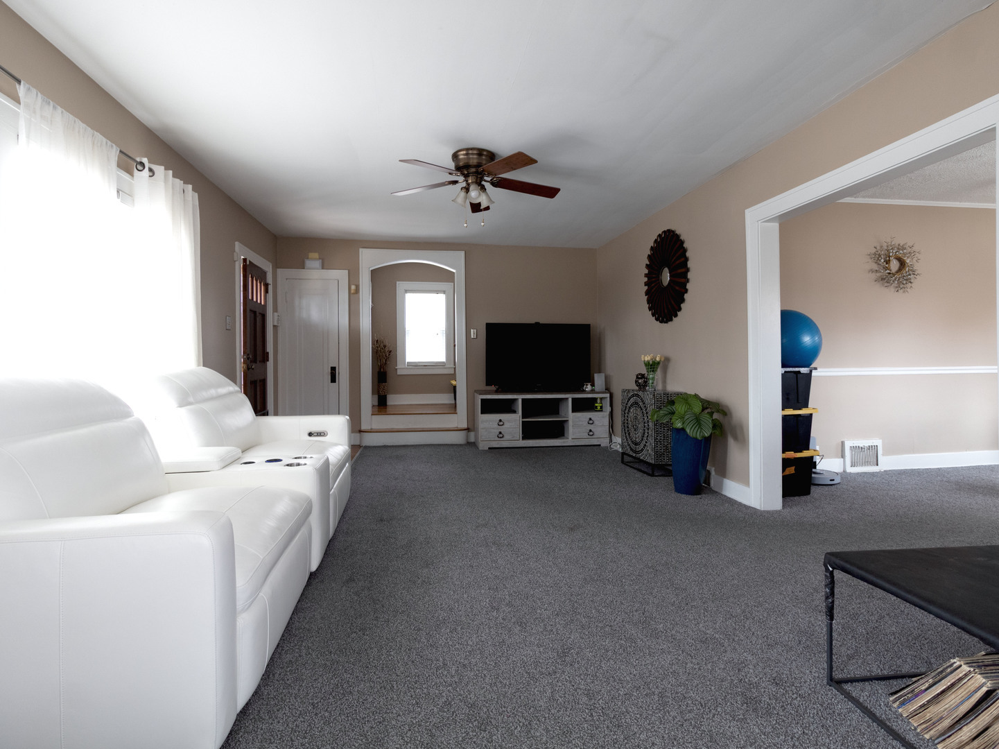 404 N Prairie Avenue, Joliet, IL 60435