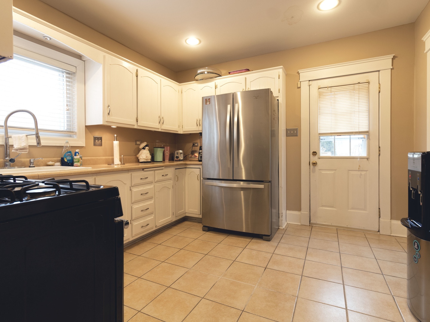 404 N Prairie Avenue, Joliet, IL 60435