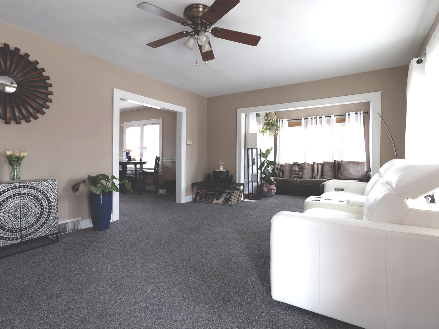 404 N Prairie Avenue, Joliet, IL 60435