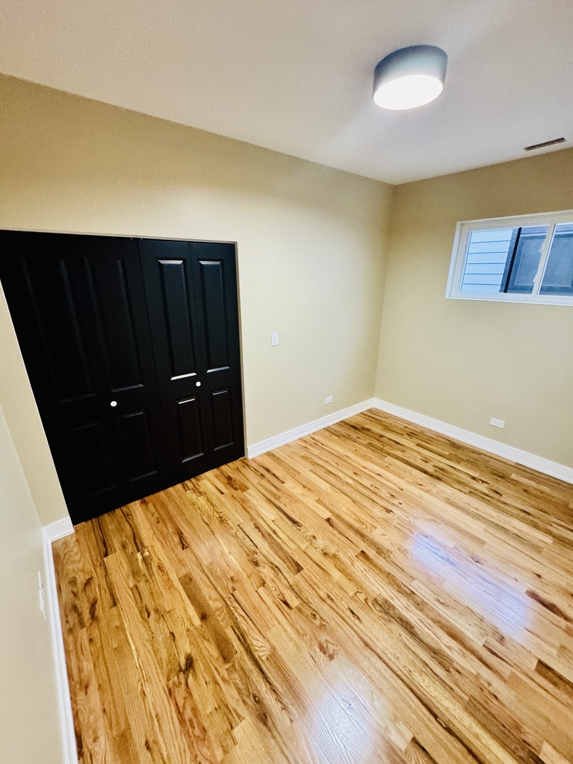 155 N La Crosse Avenue, Chicago, IL 60644