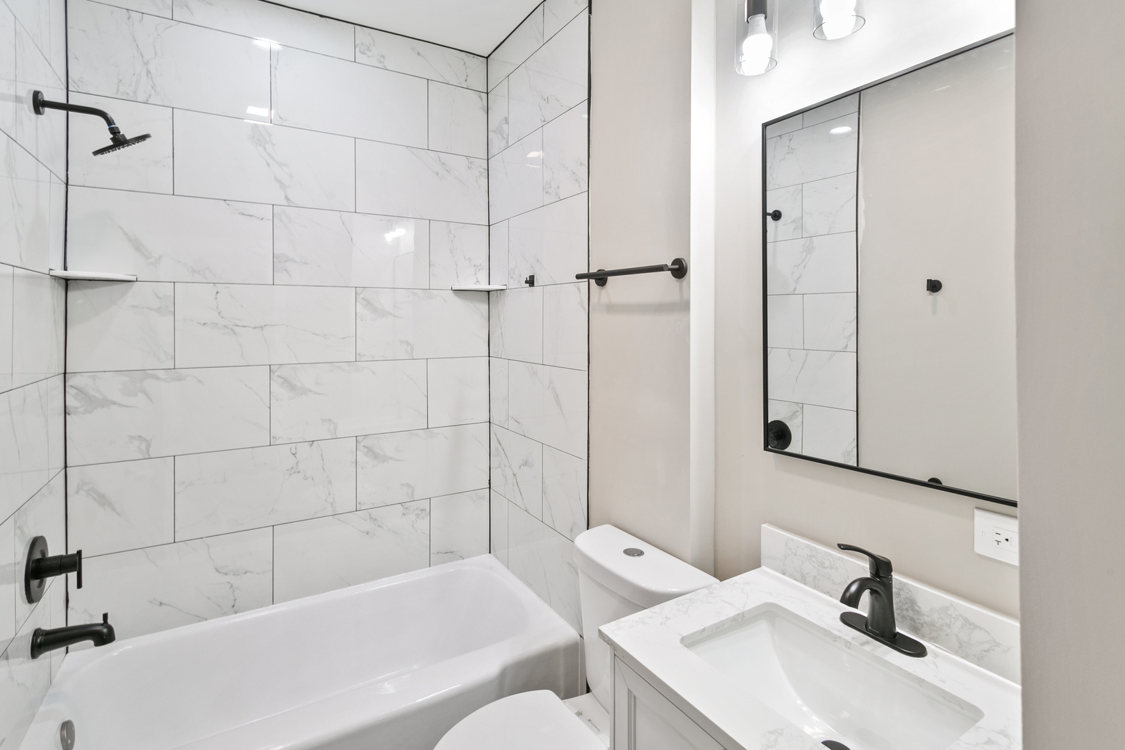 1009 8th Street, Waukegan, IL 60085