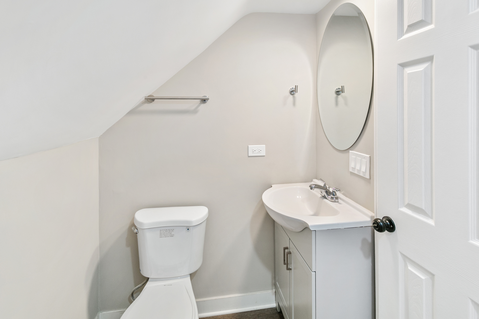 1009 8th Street, Waukegan, IL 60085