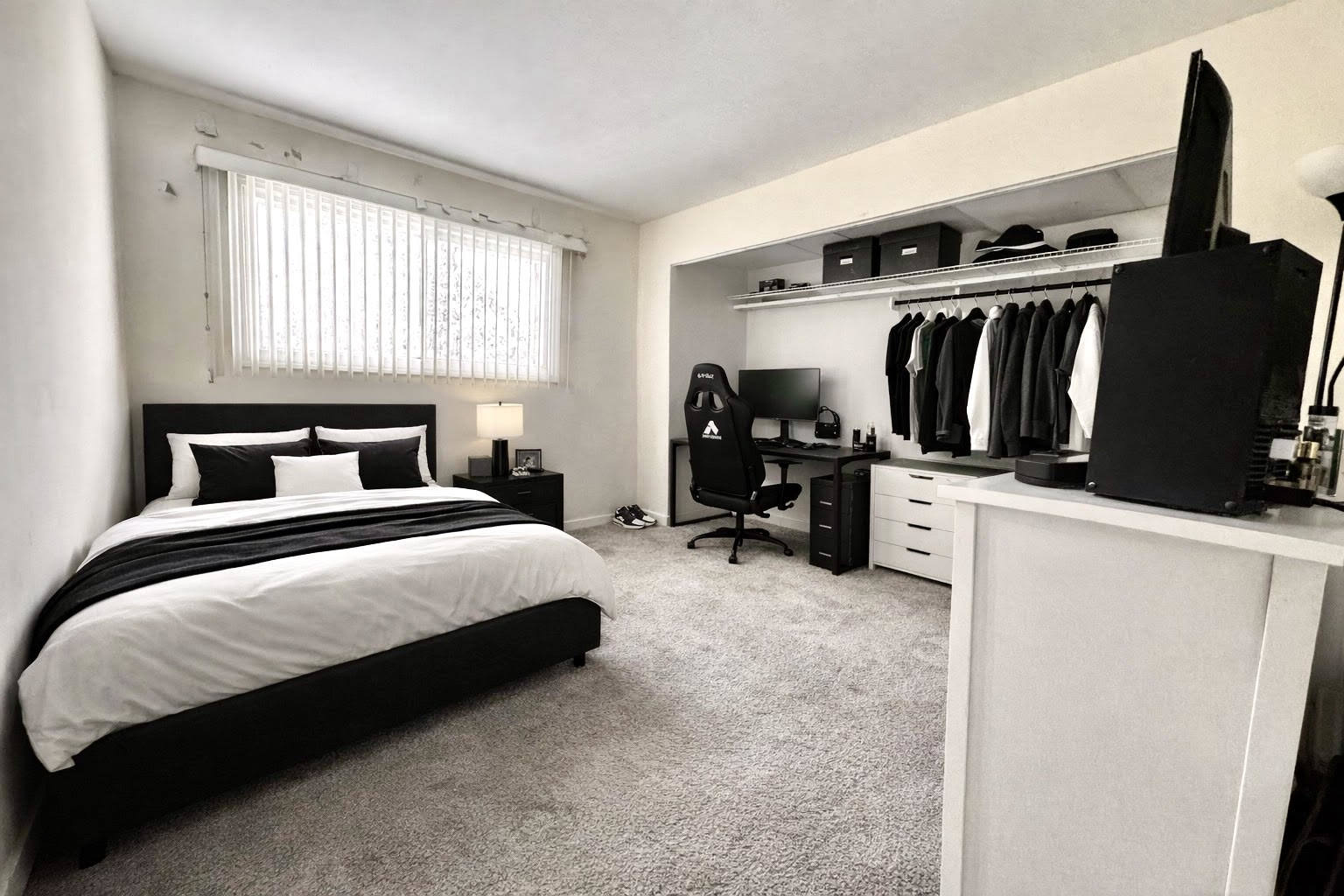 2300 Old Tavern Road #205, Lisle, IL 60532