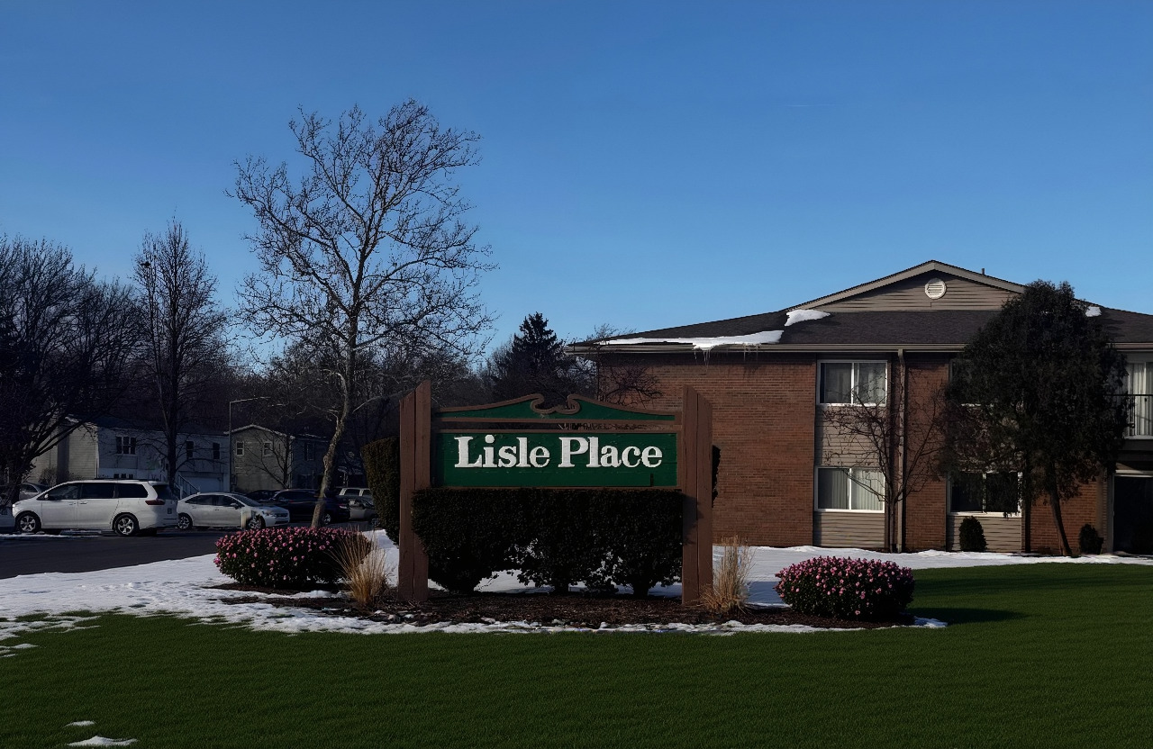 2300 Old Tavern Road #205, Lisle, IL 60532