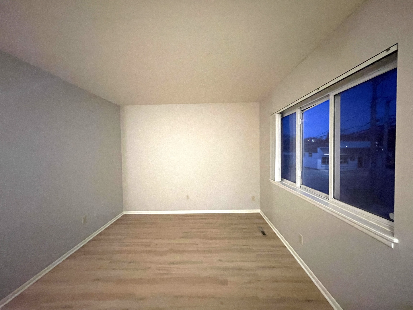 56 1/2 MAIN Street #3, Oswego, IL 60543