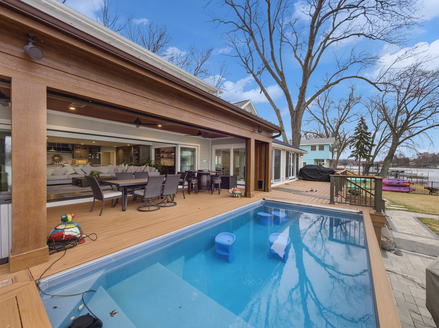 2323 W Fairview Avenue, Johnsburg, IL 60051