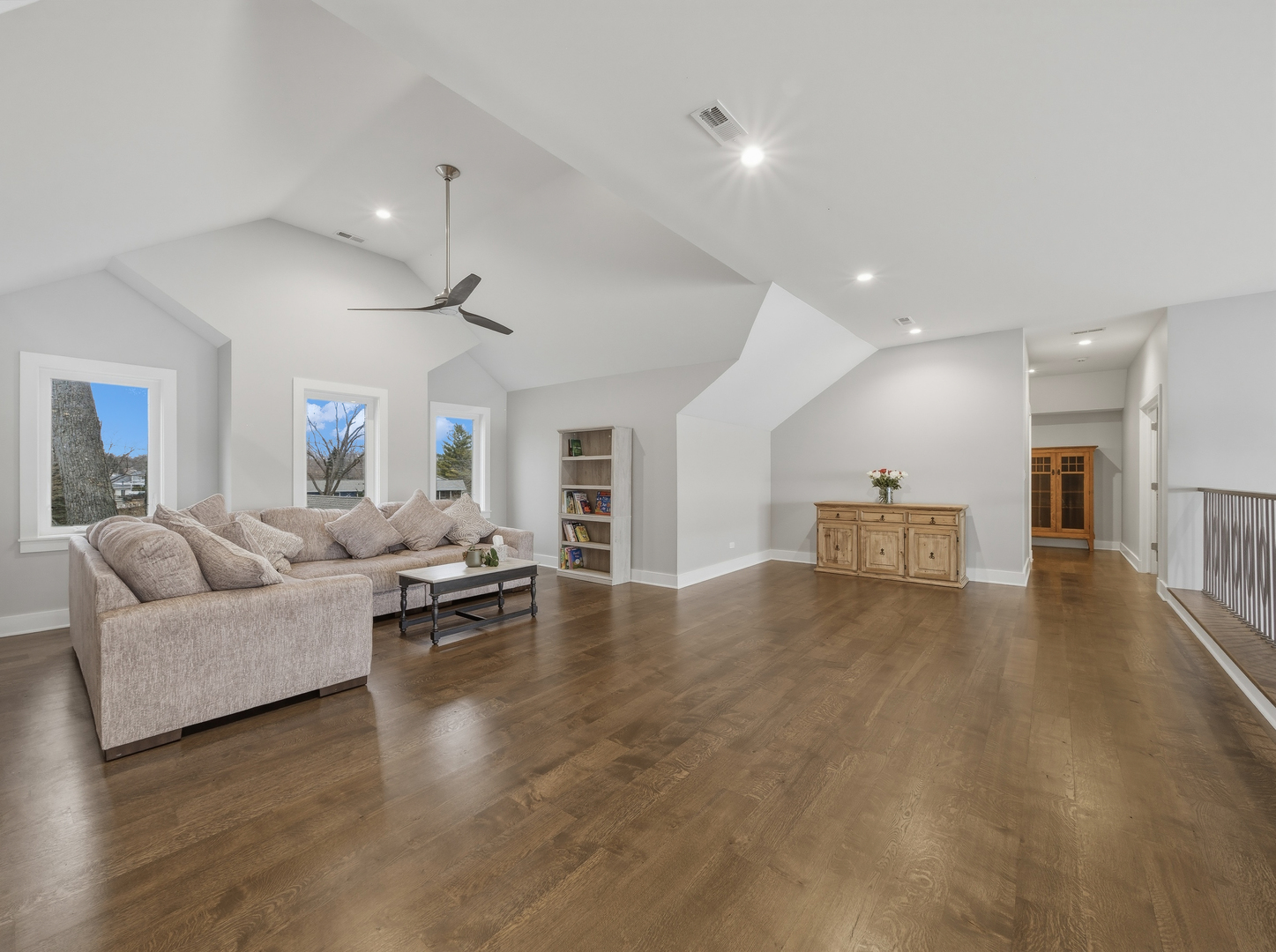 2323 W Fairview Avenue, Johnsburg, IL 60051