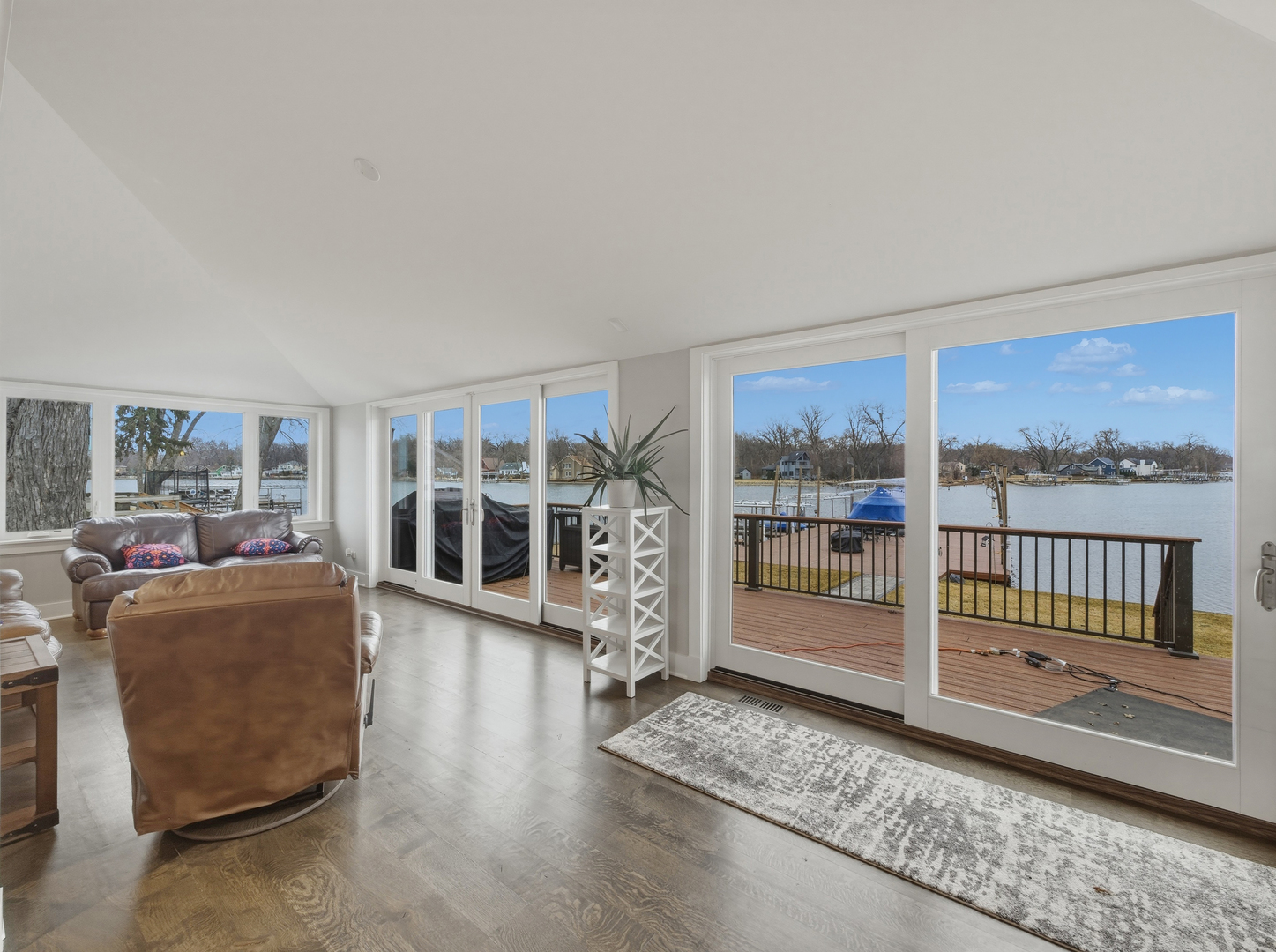 2323 W Fairview Avenue, Johnsburg, IL 60051