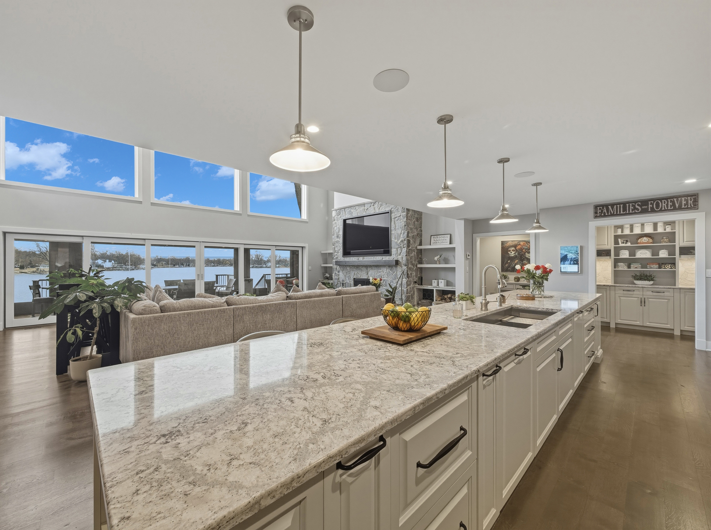 2323 W Fairview Avenue, Johnsburg, IL 60051