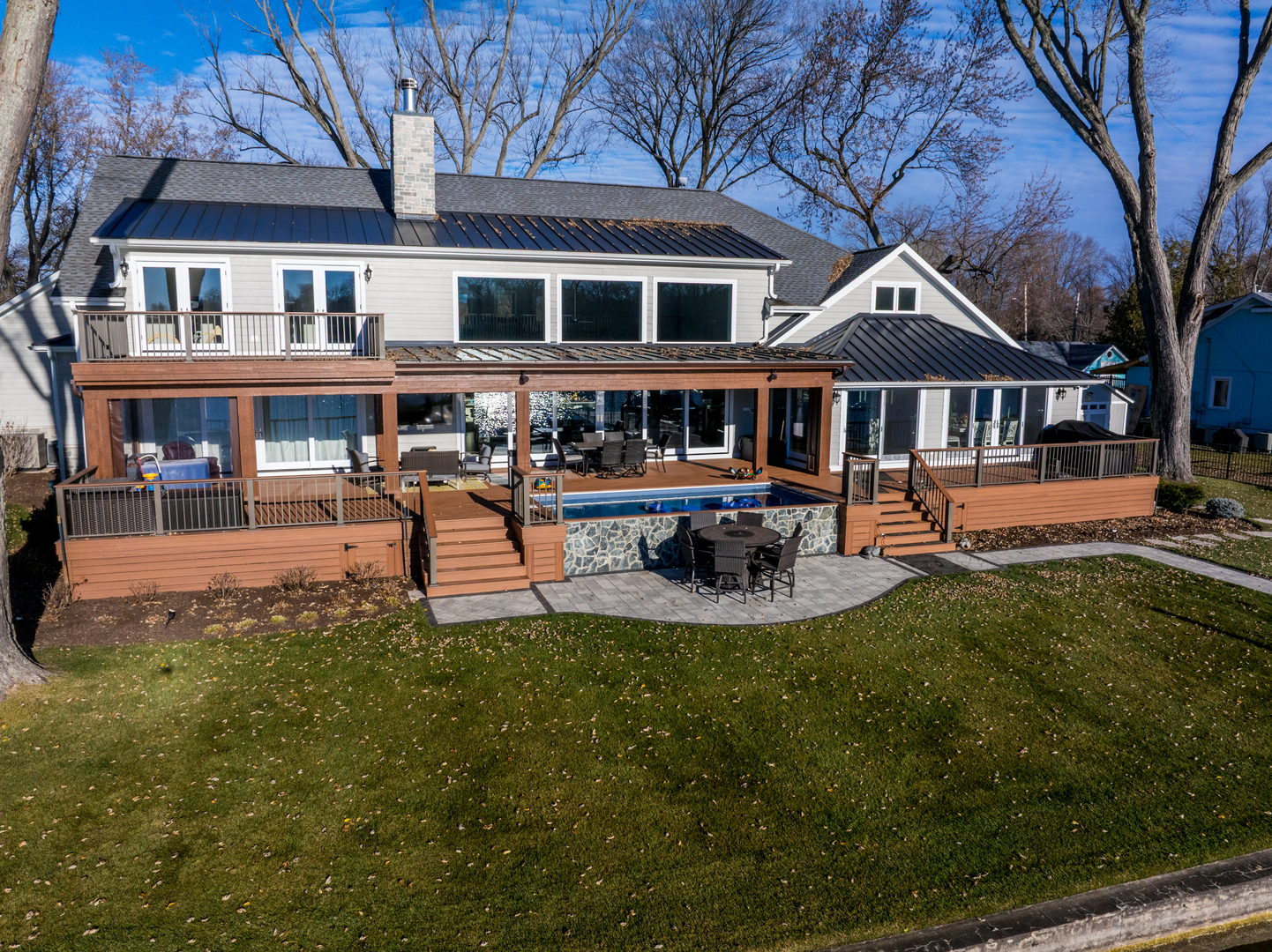 2323 W Fairview Avenue, Johnsburg, IL 60051