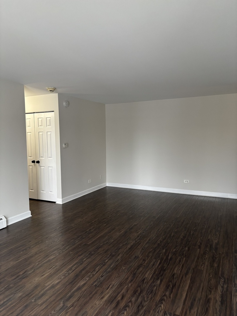 801 E MINER Street #3D, Arlington Heights, IL 60004