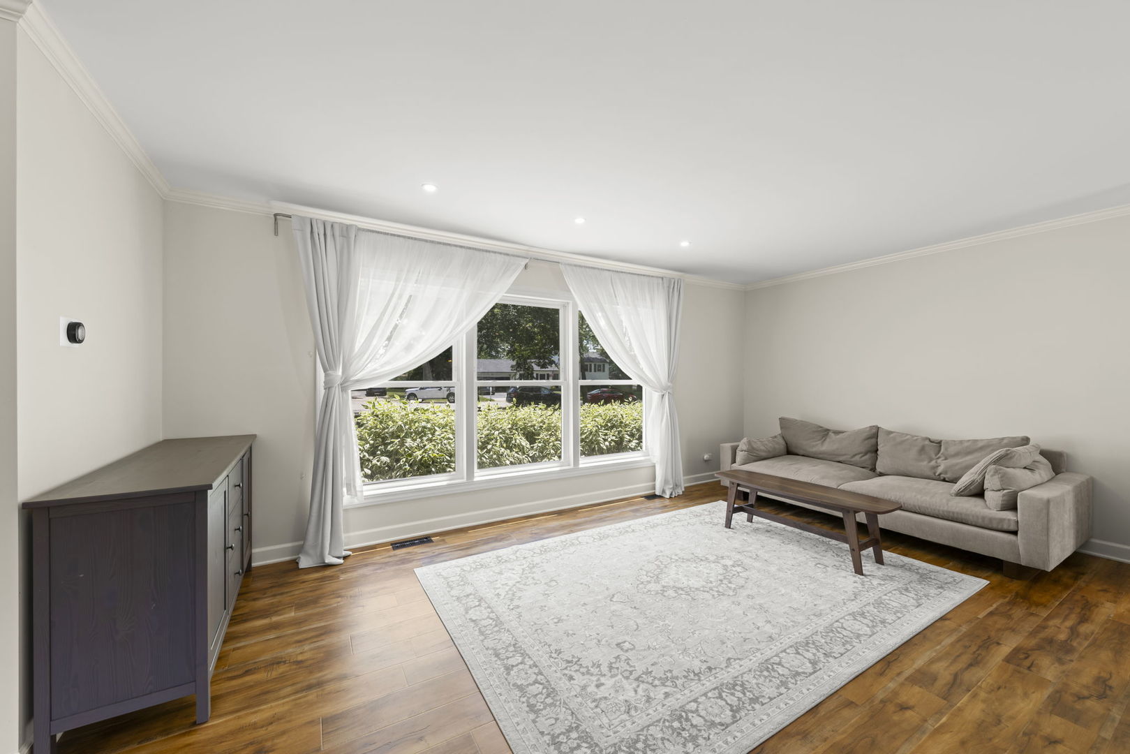 215 Longridge Court, Naperville, IL 60565