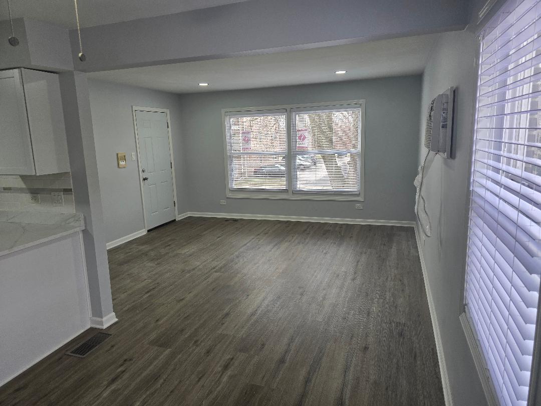 15041 Dobson Avenue #2S, Dolton, IL 60419