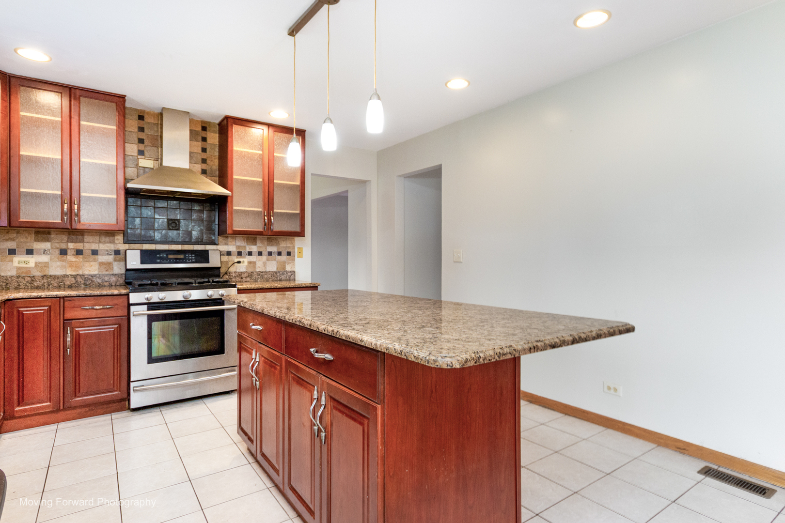 336 W Morris Avenue, Lombard, IL 60148