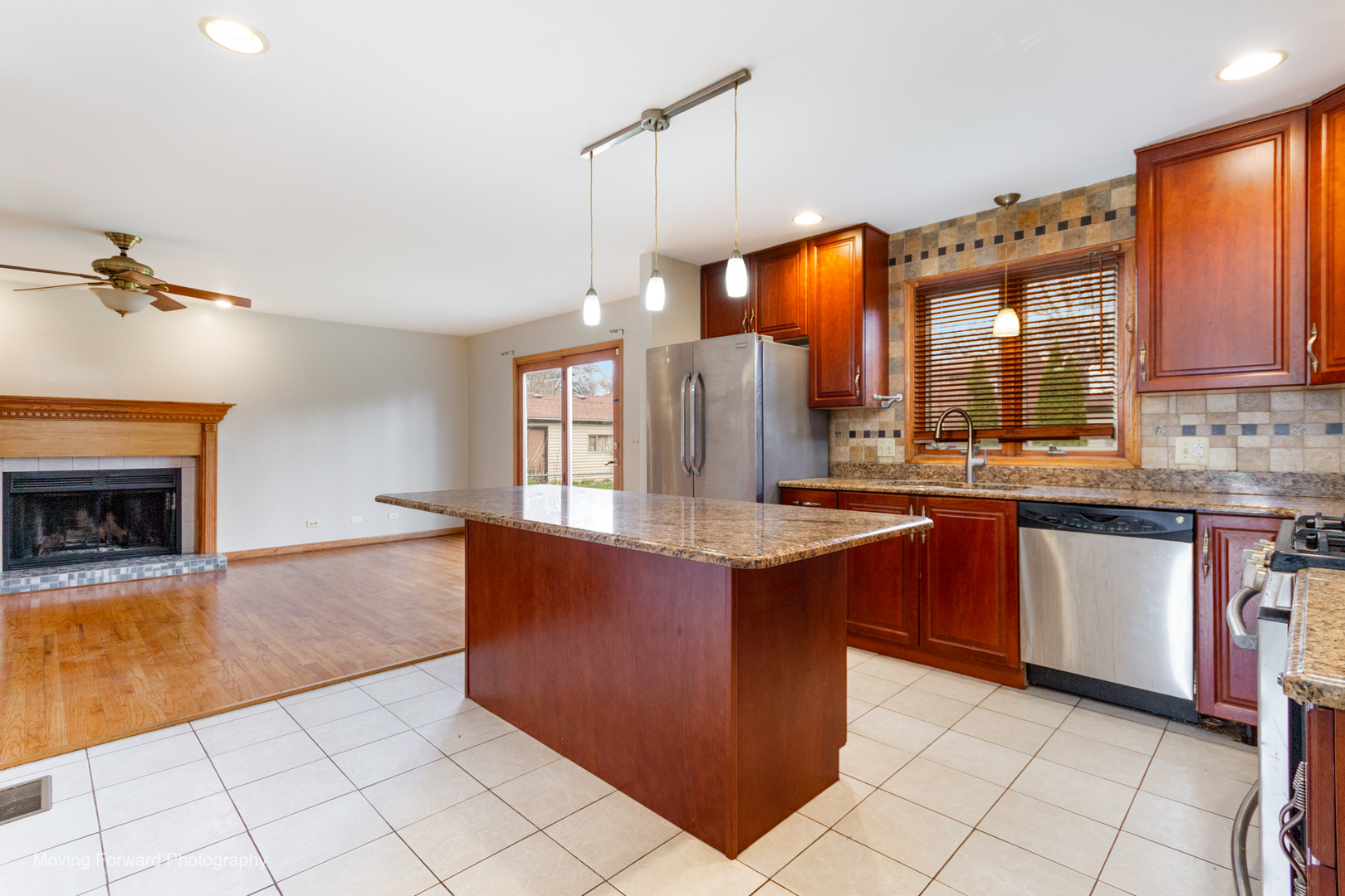 336 W Morris Avenue, Lombard, IL 60148