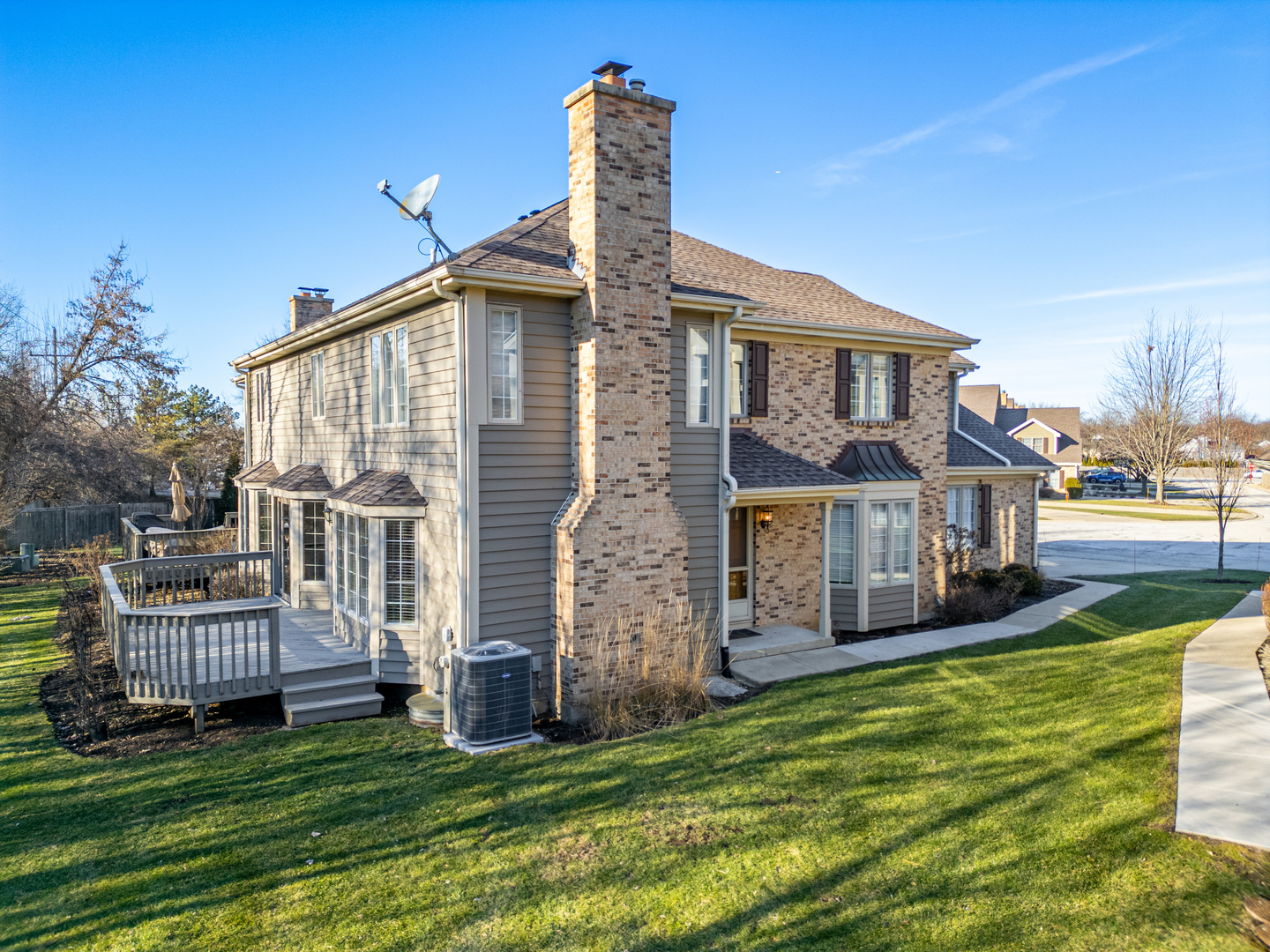 1N020 Prairie Path Lane, Winfield, IL 60190