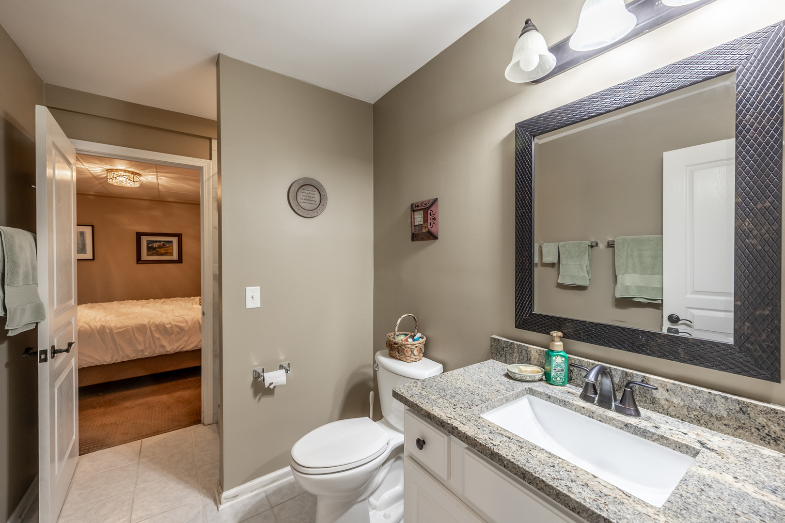 2737 Winton Court, West Dundee, IL 60118