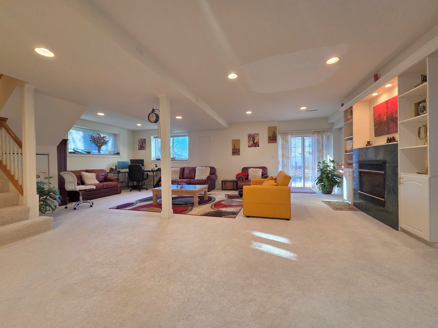 1025 Rosewood Drive #B, Carpentersville, IL 60110