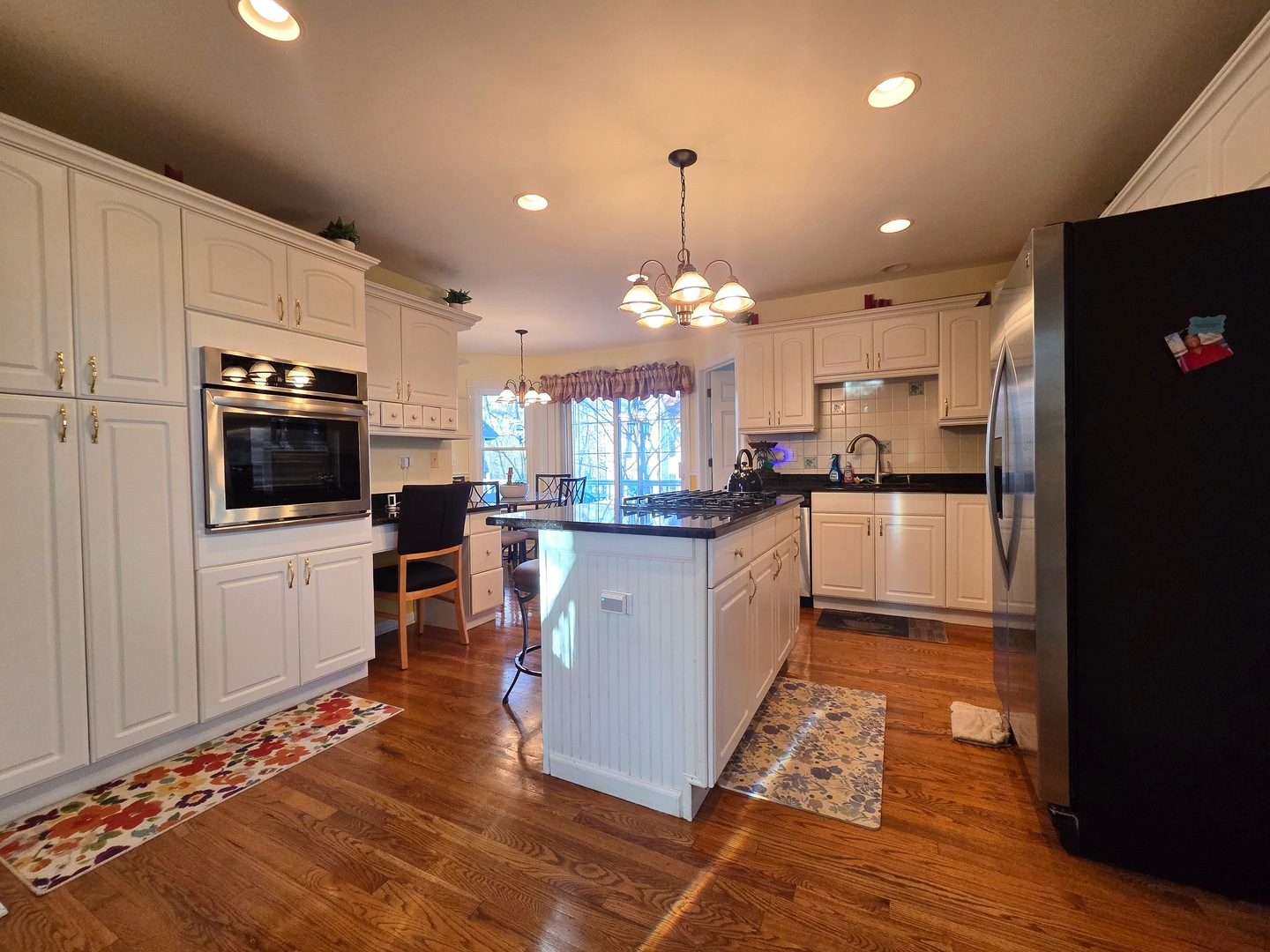 1025 Rosewood Drive #B, Carpentersville, IL 60110