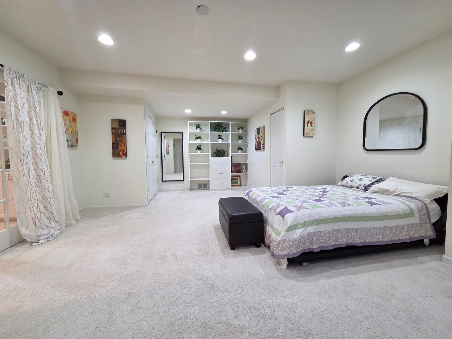 1025 Rosewood Drive #B, Carpentersville, IL 60110