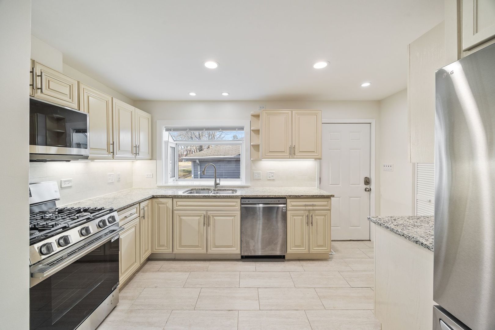 503 S Benton Street, Palatine, IL 60067