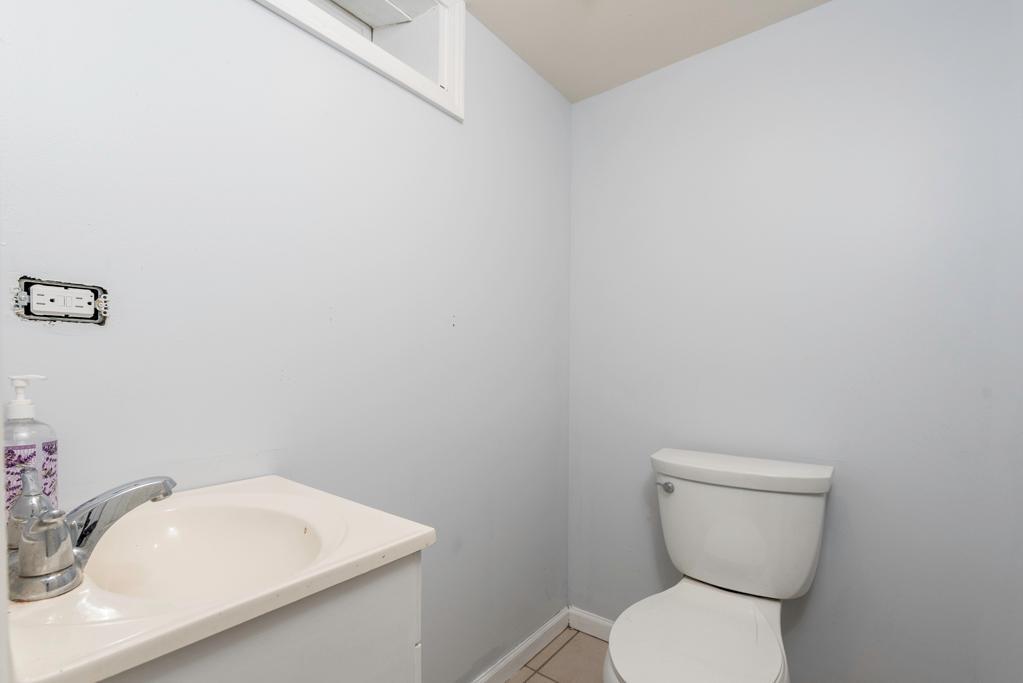 308 W Greenwood Avenue, Waukegan, IL 60087