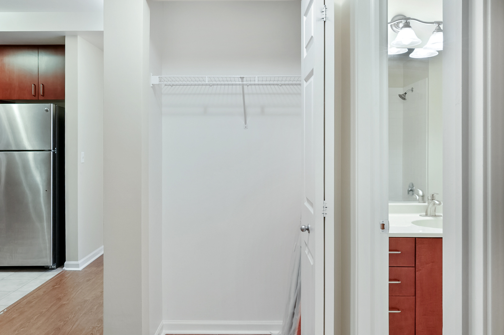 135 S YORK Street #314, Elmhurst, IL 60126