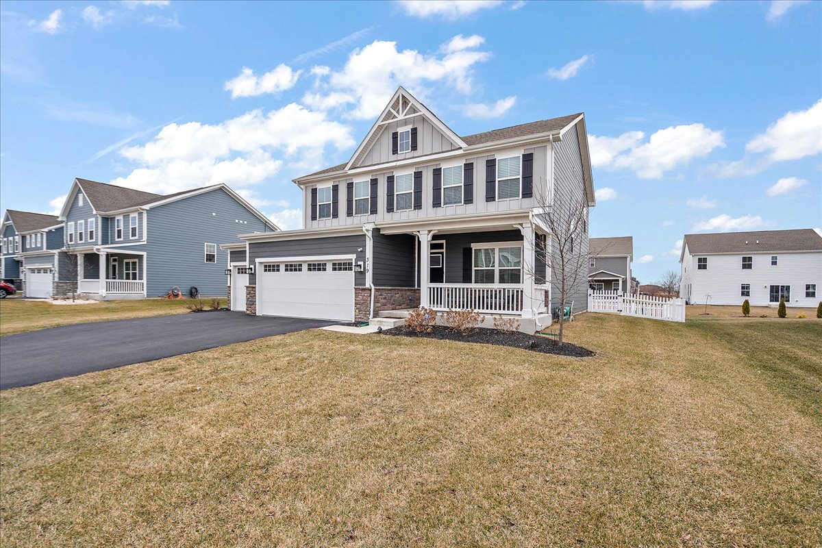 319 Atkinson Drive, Sugar Grove, IL 60554