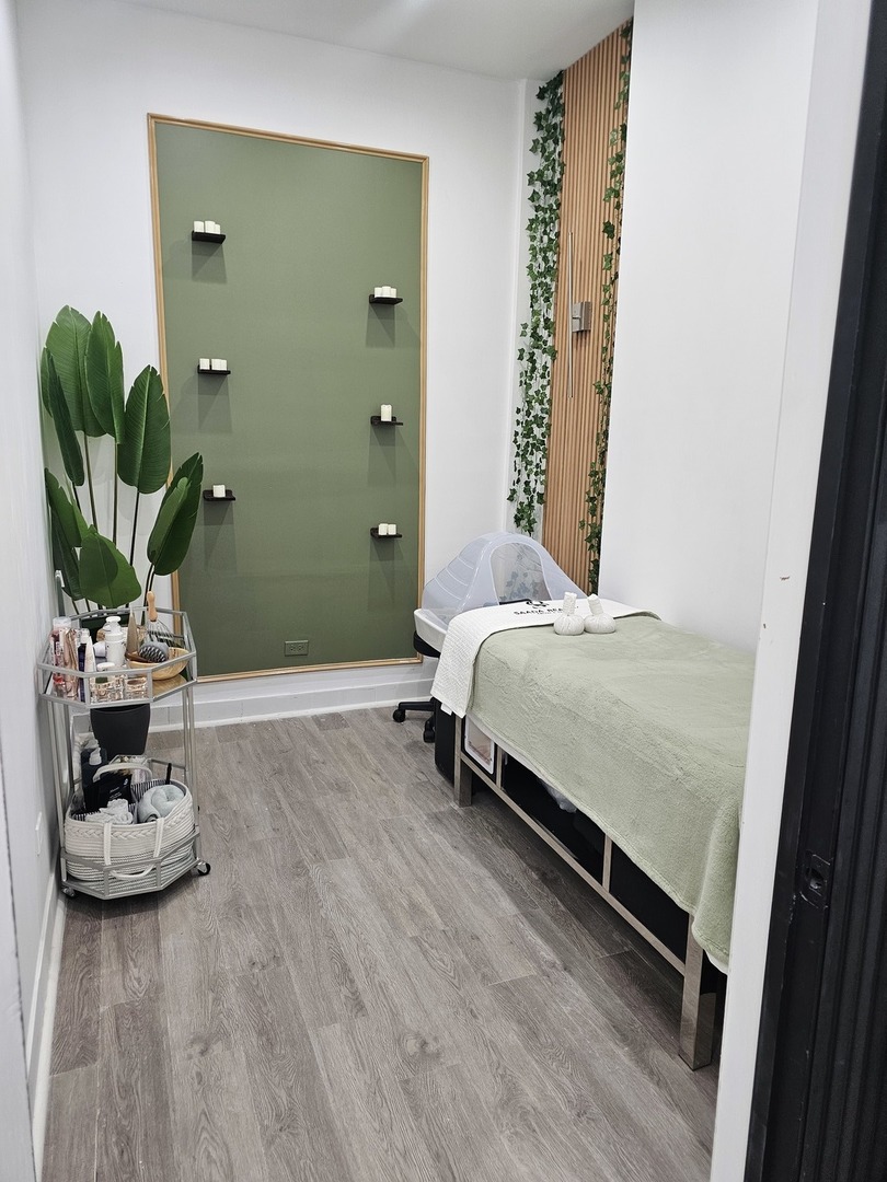 3110 N Sheridan Road, Chicago, IL 60657